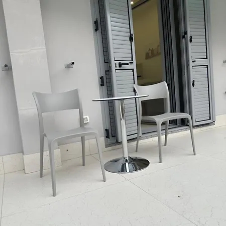 Apartament Oristay Aprtement Polisi i Vogel