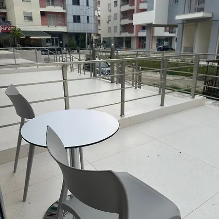 Oristay Aprtement * Polisi i Vogel